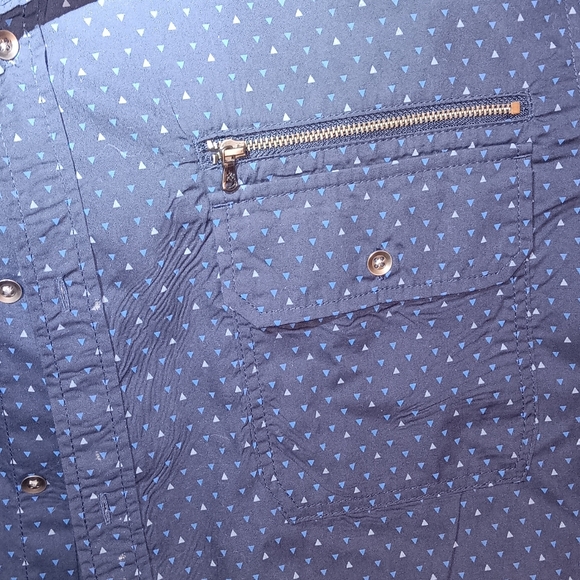 Rock & Republic Men's XXL short sleeve button down - Picture 3 of 6